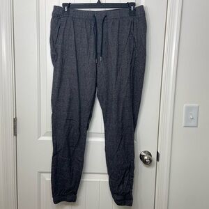 NWOT Abercrombie & Fitch men’s black gray plaid‎ drawstring stretch jogger pants